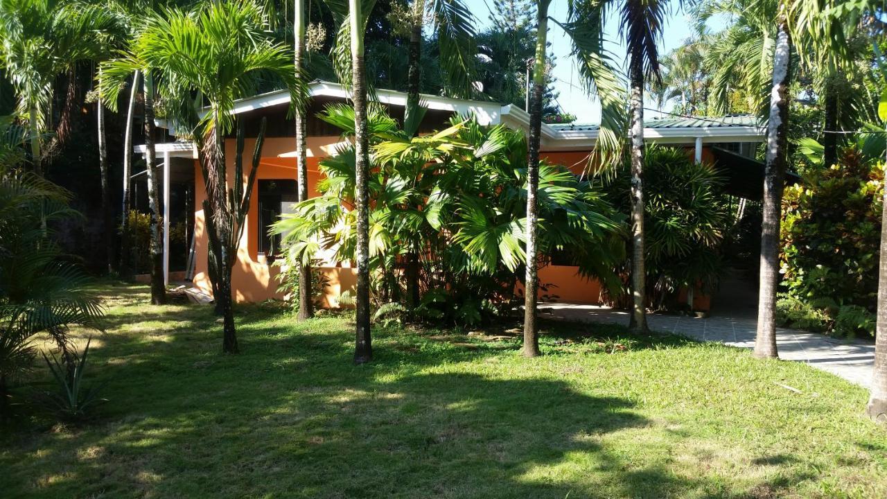 לינה וארוחת בוקר Puerto Jiménez Embassy House מראה חיצוני תמונה